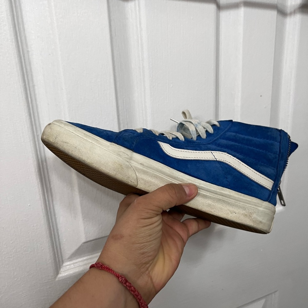 Hi-top vans